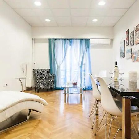 شقة 4Bdr Amazing Spacious Full Apt In Plaka أثينا المظهر الخارجي الصورة