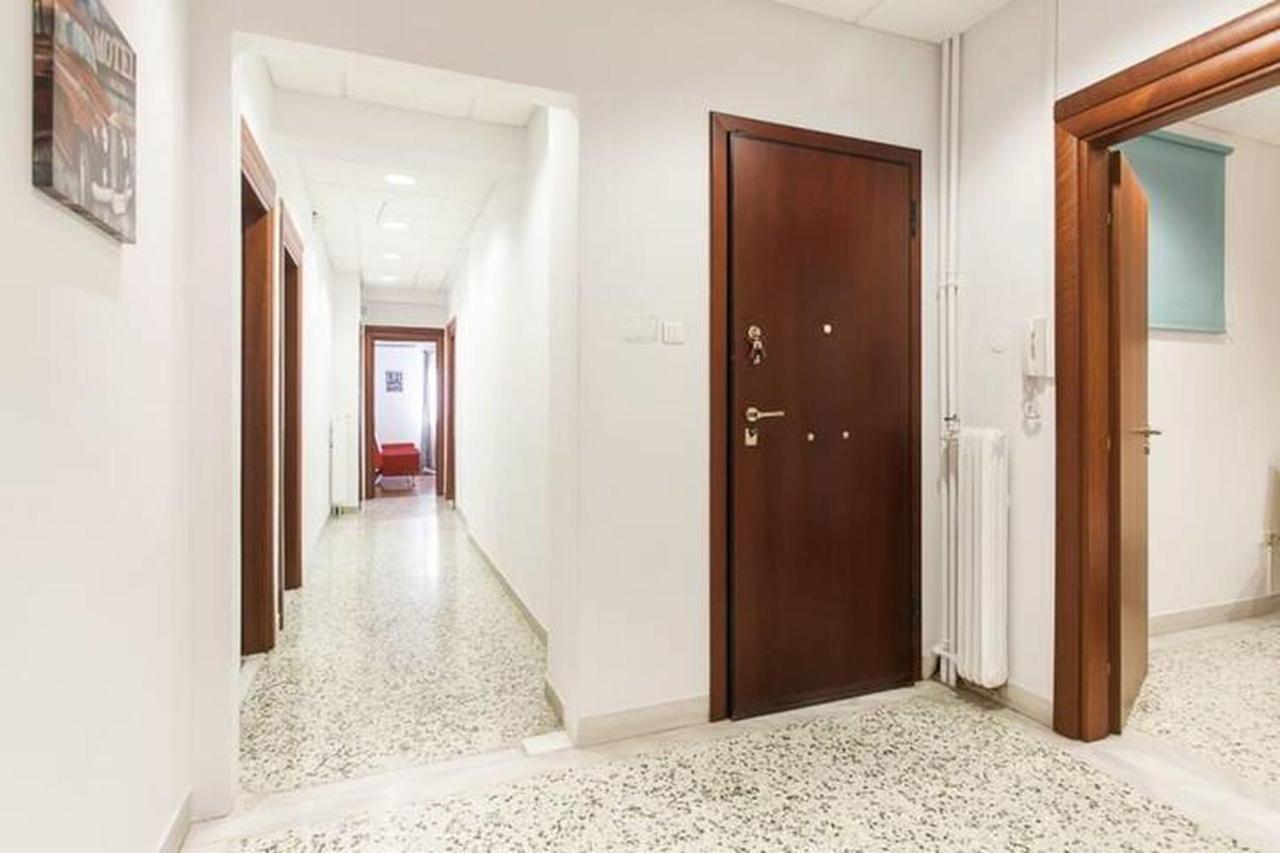 شقة 4Bdr Amazing Spacious Full Apt In Plaka أثينا المظهر الخارجي الصورة