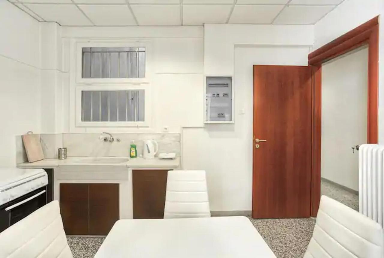 شقة 4Bdr Amazing Spacious Full Apt In Plaka أثينا المظهر الخارجي الصورة
